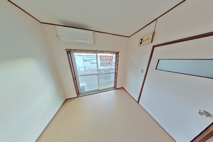 青森県八戸市小中野三丁目6-16