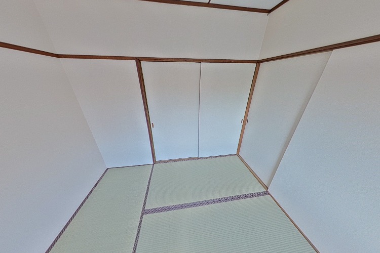 青森県八戸市小中野三丁目6-16