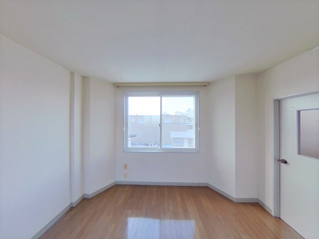 青森県八戸市柏崎2丁目1-11