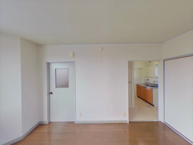 青森県八戸市柏崎2丁目1-11