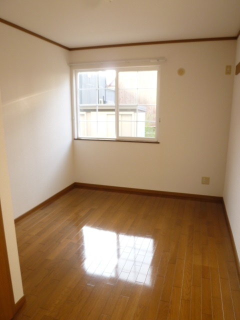 青森県八戸市新井田西1丁目15番8号