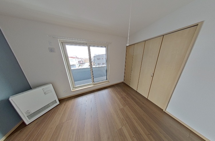 〒031-0832 青森県八戸市白銀台3丁目6−3