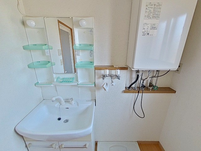 青森県三戸郡階上町蒼前東三丁目3-43