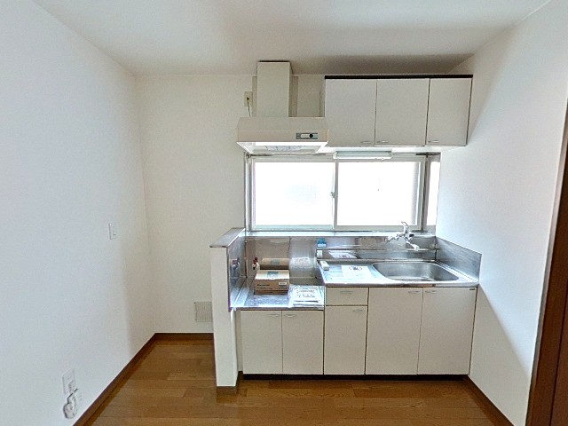 青森県八戸市南類家1丁目11-1