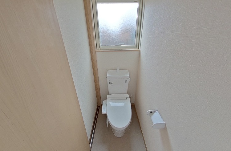 〒031-0832 青森県八戸市白銀台3丁目6−3